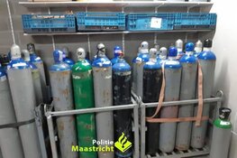 Maastrichtse politie vindt 3800 liter lachgas