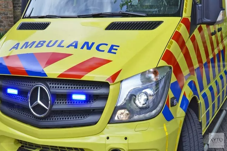Man licht gewond bij steekincident