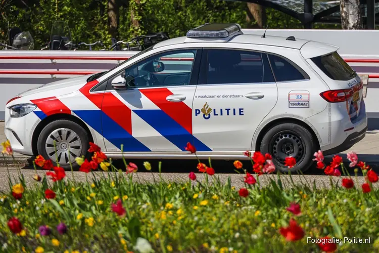 Verdachte aangehouden na opzettelijk aanrijden meerdere politieauto's