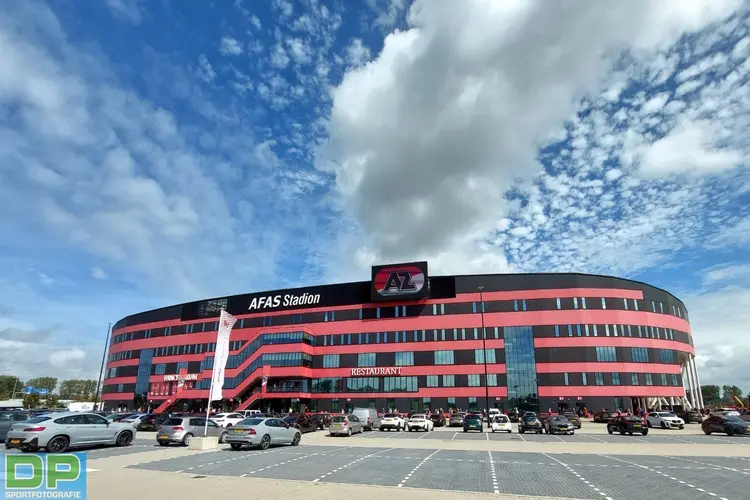 AZ en PSV akkoord over transfer Ruben van Bommel