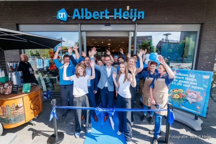 Feestelijke opening vernieuwde Albert Heijn Céramique