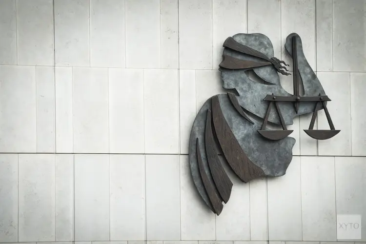 Gevangenisstraf en geldboete geëist voor handel in vuurwapens, drugs en bezit van illegaal vuurwerk