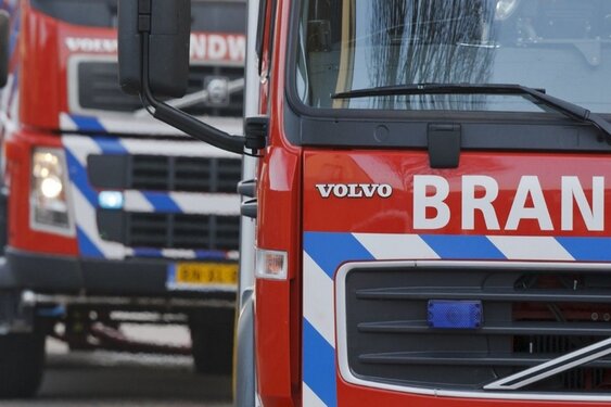 Auto volledig uitgebrand in Bunde