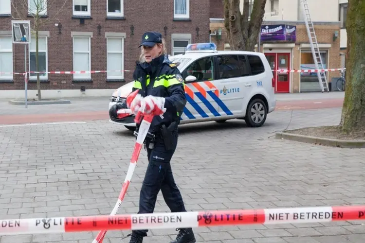 Gewonden bij flinke botsing tussen voertuigen in Maastricht